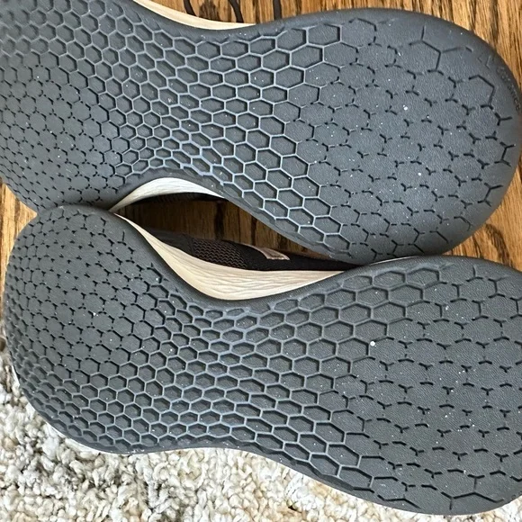 New Balance Women's Black and Brown Fresh Foam Roav Running Sneaker - Picture 9 of 10